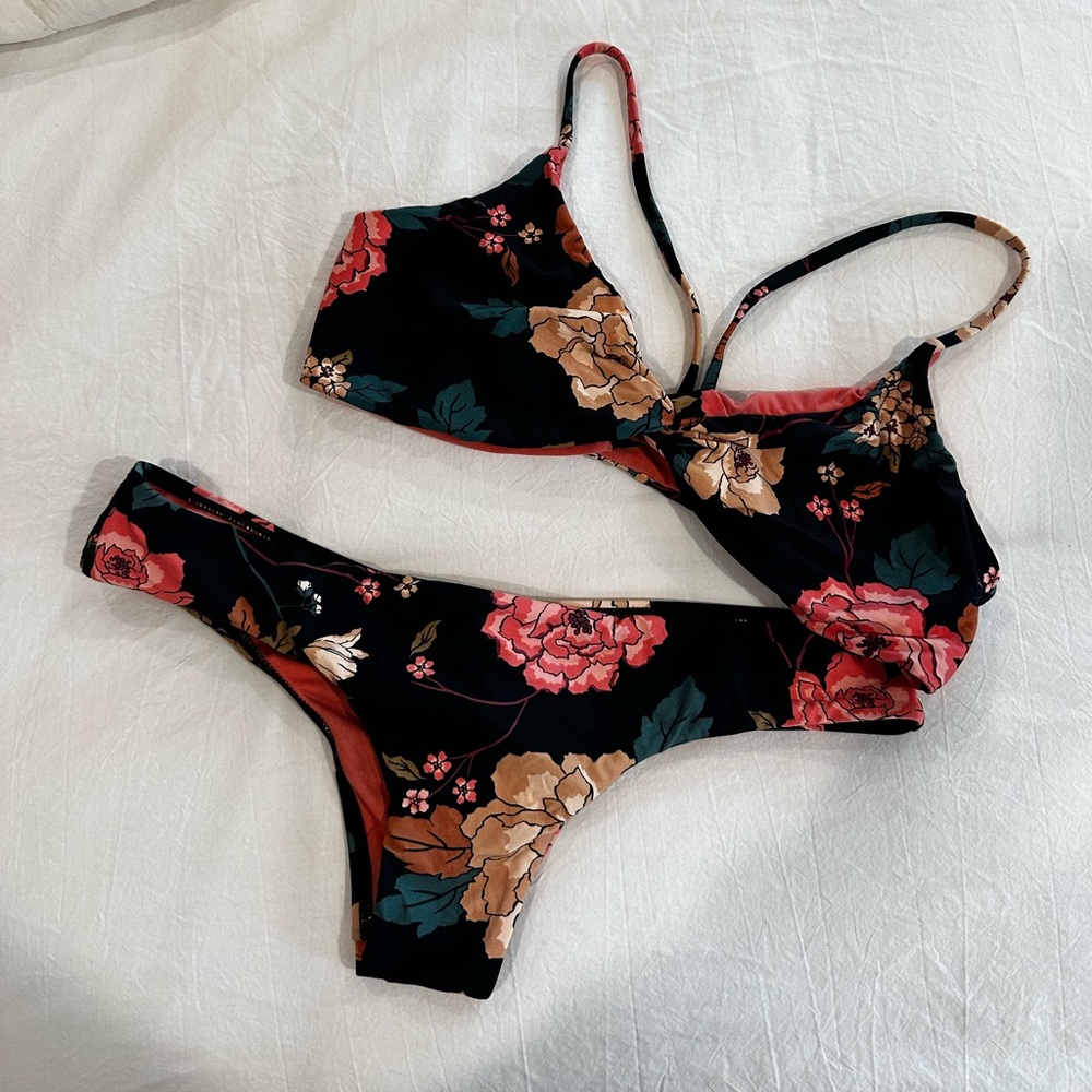 Floral Print Black Bikini Set with Pink & Tan Blooms - Picture 2 of 9